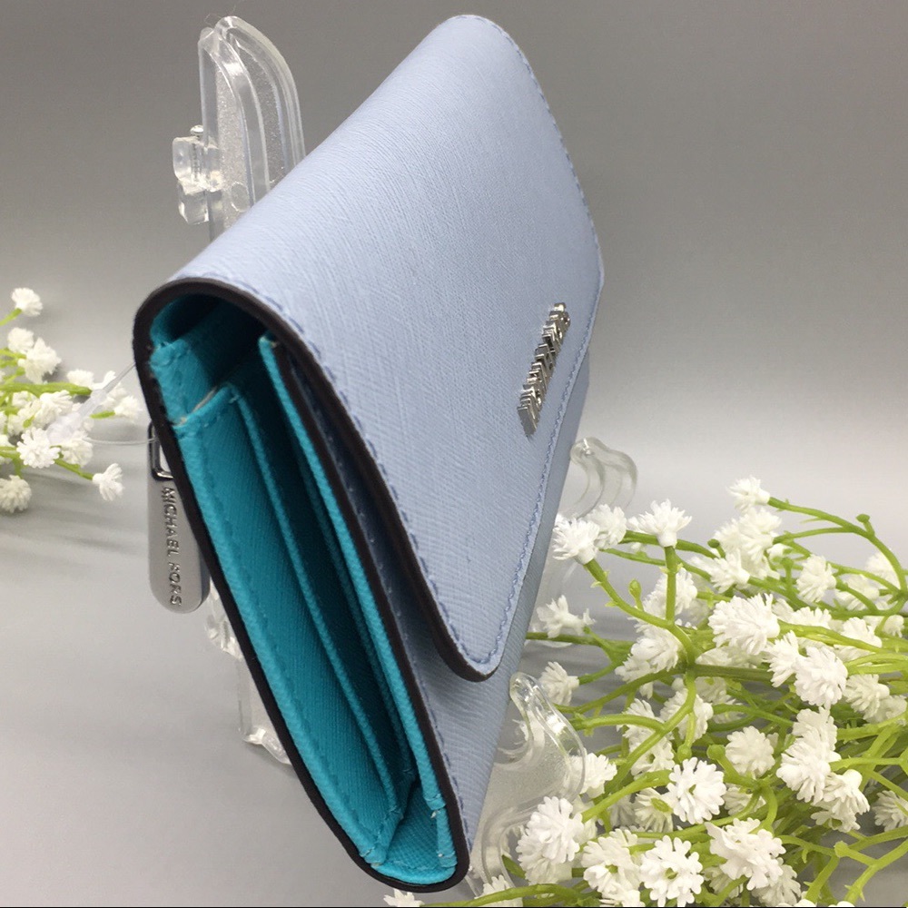 Michael Kors Jet Set Travel Lg Trifold Wallet